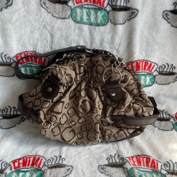 Deb’s Handbag - Picture 2 of 3